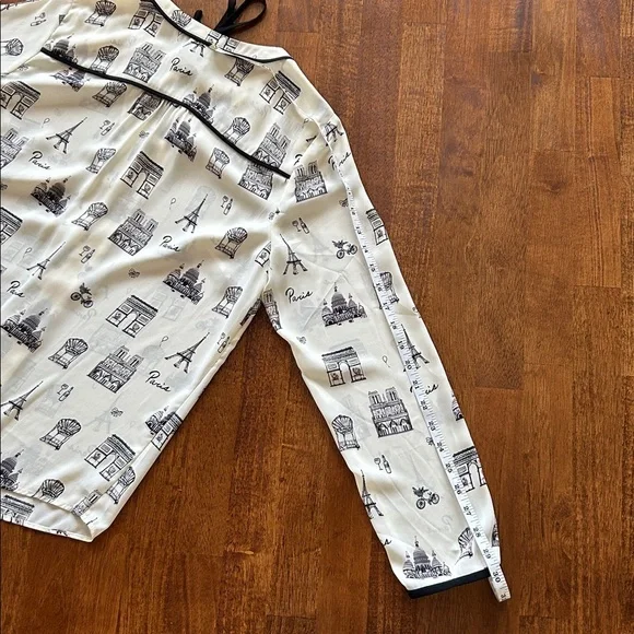 Talbots women’s Paris inspired black cream blouse size medium - Picture 5 of 10